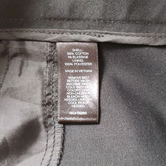 Express Chino Cuffed Shorts Womens 4 Black Flat Front Stretch Pockets Preppy - Picture 11 of 11